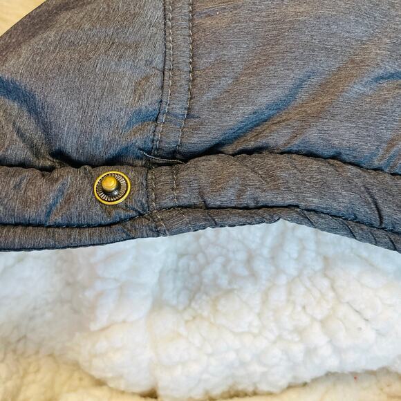 Aeropostale Gray Quilted Puff Sleeveless Hooded Outdoor Winter Vest XS - Picture 8 of 12